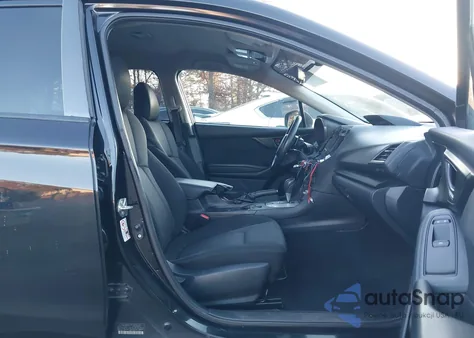 2017 Subaru Impreza 2.0I Premium z USA, uszkodzony, nr VIN 4S3GTAB64H3719310